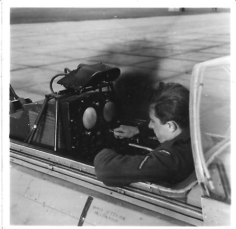 Eric_working_on_radar__1956