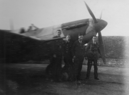 K.Stevens 1942 152 sqn20(site)