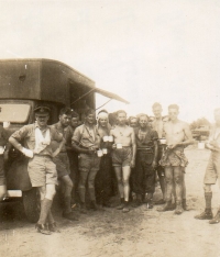 flight commander and mechanics at mobile canteen souk tunisia april 1943 Small